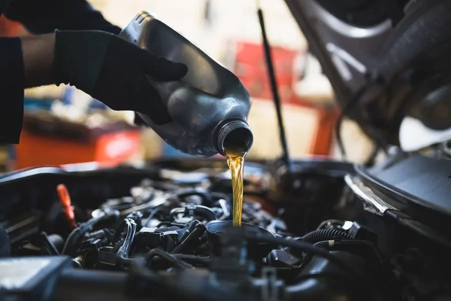 Oil Change Service Service Image